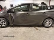 ✅ 2018 Toyota Prius Two • VIN: JTDKBRFU4J3588731 • Лот: 43745258. Опубликован ранее на IAAI с пробегом 96 579 миль. Бесплатный доступ к архиву аукционных продаж из США и подробный отчёт об истории автомобиля на DreamBid. Изображение 6.