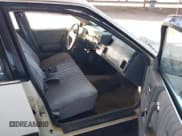 ✅ 1989 Chevrolet Celebrity • VIN: 1G1AW81W1K6142189 • Лот: 41816143. Опубликован ранее на IAAI с пробегом 141 081 миль. Бесплатный доступ к архиву аукционных продаж из США и подробный отчёт об истории автомобиля на DreamBid. Изображение 5.