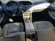 ✅ 2010 Mercedes-Benz E 350 Luxury • VIN: WDDHF5GB6AA204194 • Лот: 87278035. Опубликован ранее на Copart с пробегом 160 846 миль. Бесплатный доступ к архиву аукционных продаж из США и подробный отчёт об истории автомобиля на DreamBid. Изображение 8.