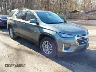 ✅ 2022 Chevrolet Traverse LT Cloth • VIN: 1GNEVGKW3NJ150288 • Lot: 41880159. Wystawiony na IAAI z przebiegiem 23 044 mil. Bezpłatny archiwum sprzedaży aukcyjnych z USA i szczegółowy raport historii pojazdu na DreamBid. Zdjęcie 1.