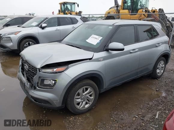 ✅ 2023 Hyundai Venue SE • VIN: KMHRB8A35PU215977 • Lot: 41930021. Listed on IAAI with 17,053 mi. Free auction sales archive from the USA and detailed vehicle history report at DreamBid. Image 18.
