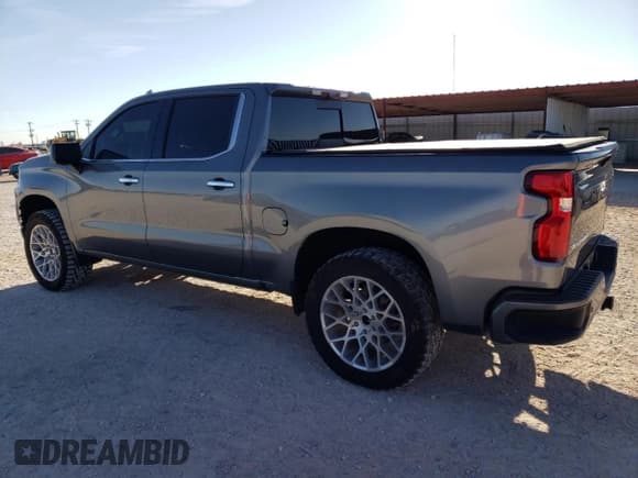 ✅ 2020 Chevrolet Silverado 1500 High Country • VIN: 3GCPWFED2LG400749 • Lot: 85888304. Wystawiony na Copart z przebiegiem 86 773 mil. Bezpłatny archiwum sprzedaży aukcyjnych z USA i szczegółowy raport historii pojazdu na DreamBid. Zdjęcie 2.