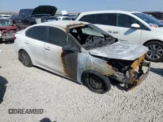 ✅ 2019 Kia Rio S • VIN: 3KPA24AB0KE184775 • Лот: 66011444. Опубликован ранее на Copart с пробегом Не указан. Бесплатный доступ к архиву аукционных продаж из США и подробный отчёт об истории автомобиля на DreamBid. Изображение 4.