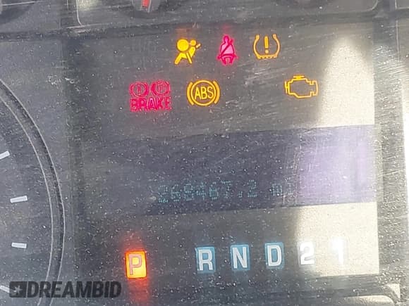 ✅ 2010 Ford F-150 XL • VIN: 1FTMF1CW5AKA16416 • Lot: 43744207. Listed on IAAI with 268,467 mi. Free auction sales archive from the USA and detailed vehicle history report at DreamBid. Image 15.