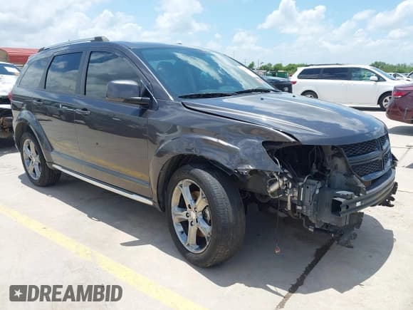 ✅ 2017 Dodge Journey Crossroad Plus • VIN: 3C4PDCGB4HT676431 • Лот: 42664779. Опубликован ранее на IAAI с пробегом 161 646 миль. Бесплатный доступ к архиву аукционных продаж из США и подробный отчёт об истории автомобиля на DreamBid. Изображение 1.