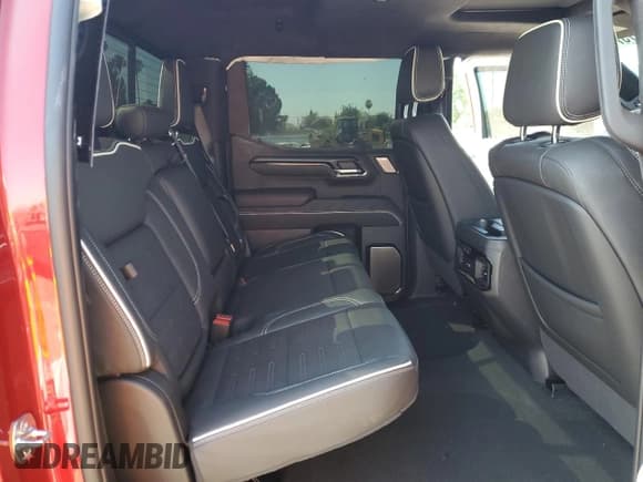 ✅ 2025 GMC Sierra 1500 AT4X • VIN: 3GTUUFE82SG124616 • Лот: 66737375. Опубликован ранее на Copart с пробегом Не указан. Бесплатный доступ к архиву аукционных продаж из США и подробный отчёт об истории автомобиля на DreamBid. Изображение 10.