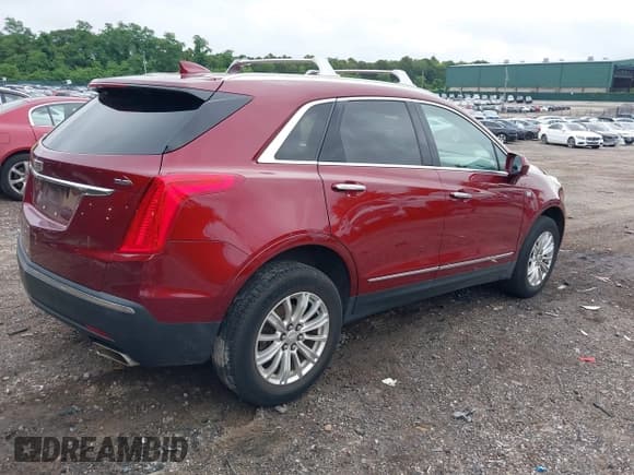 ✅ 2017 Cadillac XT5 FWD • VIN: 1GYKNARS6HZ298463 • Lot: 42692008. Wystawiony na IAAI z przebiegiem 95 253 mil. Bezpłatny archiwum sprzedaży aukcyjnych z USA i szczegółowy raport historii pojazdu na DreamBid. Zdjęcie 4.