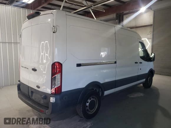 ✅ 2018 Ford Transit • VIN: 1FTYR2CM2JKA77610 • Lot: 62169705. Listed on Copart with 242,826 mi. Free auction sales archive from the USA and detailed vehicle history report at DreamBid. Image 3.