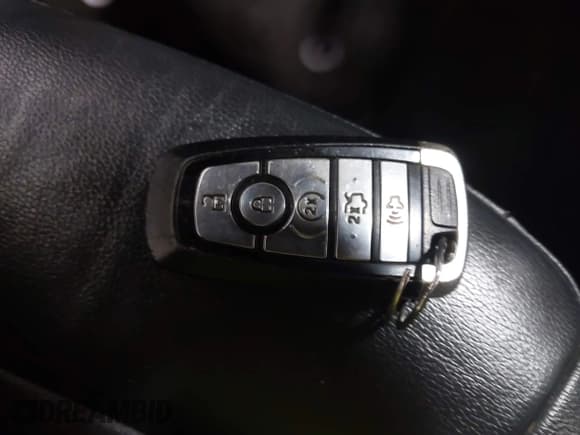 ✅ 2017 Ford Fusion SE • VIN: 3FA6P0HD2HR400673 • Лот: 43362828. Опубликован ранее на IAAI с пробегом 106 261 миль. Бесплатный доступ к архиву аукционных продаж из США и подробный отчёт об истории автомобиля на DreamBid. Изображение 11.