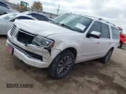 ✅ 2015 Lincoln Navigator • VIN: 5LMJJ3HTXFEJ03805 • Лот: 43695773. Опубликован ранее на IAAI с пробегом 195 581 миль. Бесплатный доступ к архиву аукционных продаж из США и подробный отчёт об истории автомобиля на DreamBid. Изображение 2.