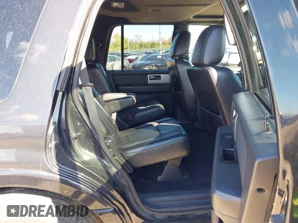 ✅ 2012 Ford Expedition Limited • VIN: 1FMJU2A55CEF57701 • Лот: 43469913. Опубликован ранее на IAAI с пробегом 144 414 миль. Бесплатный доступ к архиву аукционных продаж из США и подробный отчёт об истории автомобиля на DreamBid. Изображение 8.