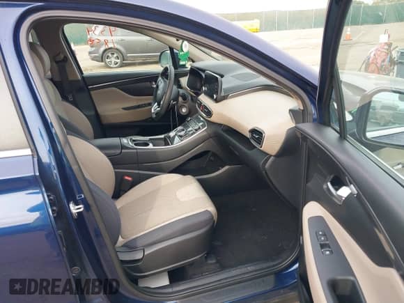 2023 Hyundai Santa Fe SE z VIN 5NMS1DAJ0PH554296, wystawiony jako IAAI lot #43341850 z przebiegiem 30 004 mil mil oraz . Historia ofert i sprzedaży dostępna na DreamBid. Obrazek 5.