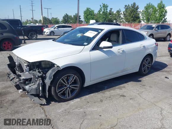 ✅ 2021 BMW 2 Series 228i • VIN: WBA53AK07M7H90359 • Lot: 42481336. Wystawiony na IAAI z przebiegiem 53 852 mil. Bezpłatny archiwum sprzedaży aukcyjnych z USA i szczegółowy raport historii pojazdu na DreamBid. Zdjęcie 2.