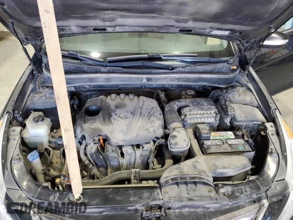 ✅ 2013 Hyundai Sonata SE • VIN: 5NPEC4AC2DH724102 • Lot: 90995505. Listed on Copart with 157,109 mi. Free auction sales archive from the USA and detailed vehicle history report at DreamBid. Image 11.