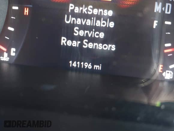 2015 Dodge Challenger R/T Scat Pack z VIN 2C3CDZFJ5FH714253, wystawiony jako IAAI lot #43095087 z przebiegiem 141 196 mil mil oraz . Historia ofert i sprzedaży dostępna na DreamBid. Obrazek 16.