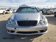 ✅ 2002 Mercedes-Benz C AMG • VIN: WDBRF65J22F208194 • Lot: 88505395. Wystawiony na Copart z przebiegiem Nie podano. Bezpłatny archiwum sprzedaży aukcyjnych z USA i szczegółowy raport historii pojazdu na DreamBid. Zdjęcie 5.