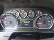 ✅ 2019 Chevrolet Silverado 1500 RST • VIN: 1GCUYEEDXKZ168469 • Lot: 43011980. Wystawiony na IAAI z przebiegiem 112 039 mil. Bezpłatny archiwum sprzedaży aukcyjnych z USA i szczegółowy raport historii pojazdu na DreamBid. Zdjęcie 7.