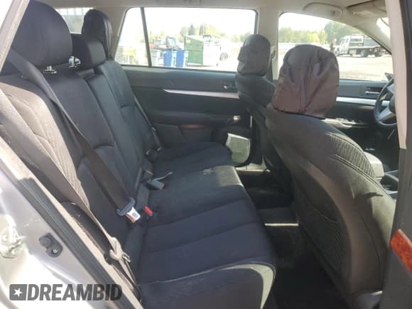 ✅ 2010 Subaru Outback • VIN: 4S4BRBAC0A3347780 • Lot: 82615945. Listed on Copart with 193,690 mi. Free auction sales archive from the USA and detailed vehicle history report at DreamBid. Image 10.