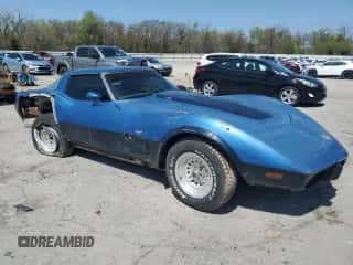 1978 Chevrolet Corvette с VIN 1Z87L8S413765, выставлен на аукционе Copart как лот 51996085 с пробегом 45 274 миль миль и Списание • Salvage title. История ставок и продаж доступна на DreamBid. Изображение 4.