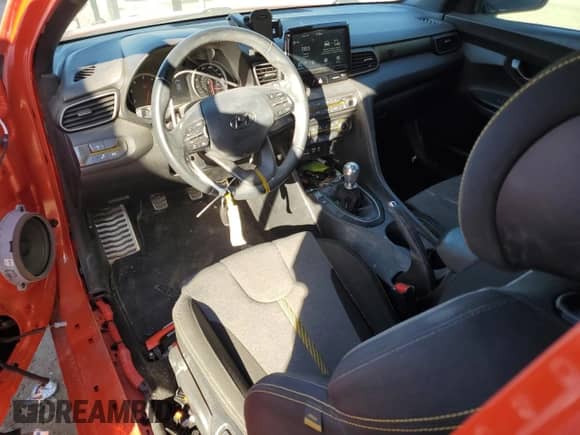 2020 Hyundai Veloster Turbo z VIN KMHTH6AB5LU021072, wystawiony jako Copart lot #81272564 z przebiegiem 79 398 mil mil oraz Szkoda całkowita • Salvage title. Historia ofert i sprzedaży dostępna na DreamBid. Obrazek 8.