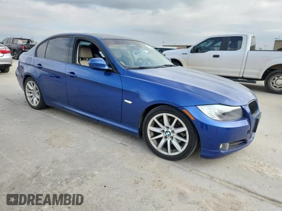 ✅ 2011 BMW 3 Series 328i • VIN: WBAPH7C51BE679741 • Lot: 82635225. Listed on Copart with 144,535 mi. Free auction sales archive from the USA and detailed vehicle history report at DreamBid. Image 4.