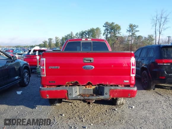 ✅ 2010 Ford F-150 XL • VIN: 1FTFW1EV1AFD70777 • Lot: 43797582. Listed on IAAI with 145,062 mi. Free auction sales archive from the USA and detailed vehicle history report at DreamBid. Image 16.