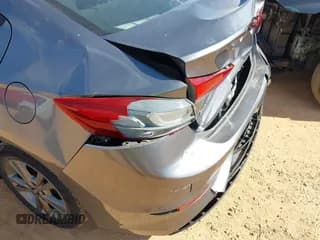 ✅ 2018 Hyundai Elantra Value Edition • VIN: 5NPD84LF4JH343321 • Лот: 43119903. Опубликован ранее на IAAI с пробегом 66 406 миль. Бесплатный доступ к архиву аукционных продаж из США и подробный отчёт об истории автомобиля на DreamBid. Изображение 6.