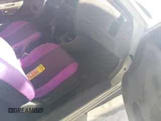 2004 Hyundai Accent z VIN KMHCF35C94U315390, wystawiony jako IAAI lot #41391877 z przebiegiem 162 406 mil mil oraz . Historia ofert i sprzedaży dostępna na DreamBid. Obrazek 5.