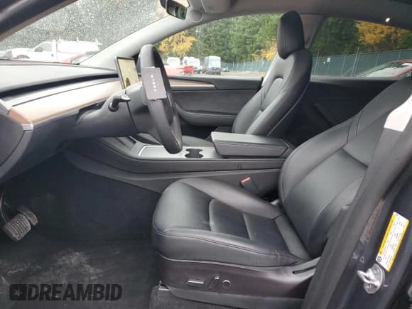 ✅ 2022 Tesla Model Y Long Range • VIN: 7SAYGDEE8NF576652 • Lot: 92876055. Listed on Copart with 22,683 mi. Free auction sales archive from the USA and detailed vehicle history report at DreamBid. Image 7.