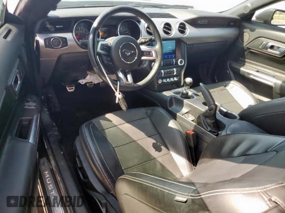 ✅ 2020 Ford Mustang EcoBoost • VIN: 1FA6P8TH1L5134034 • Lot: 84288465. Listed on Copart with 58,932 mi. Free auction sales archive from the USA and detailed vehicle history report at DreamBid. Image 8.