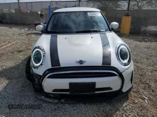 2024 MINI Hardtop Cooper with VIN WMW33DH03R2V76843, listed as a Copart auction lot 55446625 with 11,245 mi miles and Salvage title. Bid and sale history available at DreamBid. Image 5.