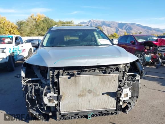 ✅ 2017 Nissan Pathfinder S • VIN: 5N1DR2MM7HC613660 • Лот: 43569180. Опубликован ранее на IAAI с пробегом 212 083 миль. Бесплатный доступ к архиву аукционных продаж из США и подробный отчёт об истории автомобиля на DreamBid. Изображение 6.