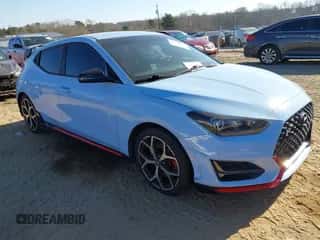 2019 Hyundai Veloster N z VIN KMHT36AH3KU002005, wystawiony jako IAAI lot #41499062 z przebiegiem 91 012 mil mil oraz . Historia ofert i sprzedaży dostępna na DreamBid. Obrazek 1.