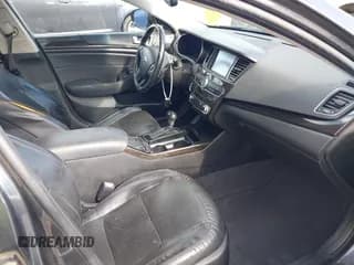 ✅ 2014 Kia Cadenza Premium • VIN: KNALN4D75E5121417 • Lot: 43700972. Wystawiony na IAAI z przebiegiem 179 244 mil. Bezpłatny archiwum sprzedaży aukcyjnych z USA i szczegółowy raport historii pojazdu na DreamBid. Zdjęcie 5.