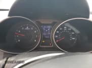 ✅ 2012 Hyundai Veloster w/Red Int • VIN: KMHTC6AD1CU055977 • Lot: 81309854. Wystawiony na Copart z przebiegiem 141 145 mil. Bezpłatny archiwum sprzedaży aukcyjnych z USA i szczegółowy raport historii pojazdu na DreamBid. Zdjęcie 9.