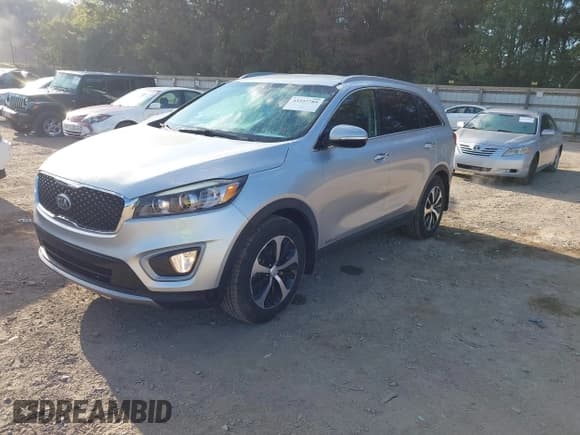 ✅ 2018 Kia Sorento EX • VIN: 5XYPHDA5XJG386110 • Лот: 43357789. Опубликован ранее на IAAI с пробегом 96 986 миль. Бесплатный доступ к архиву аукционных продаж из США и подробный отчёт об истории автомобиля на DreamBid. Изображение 17.