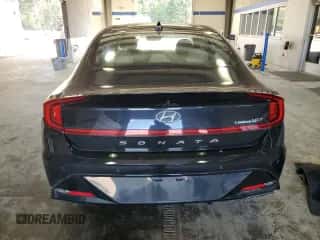 2020 Hyundai Sonata Limited z VIN 5NPEH4J24LH030681, wystawiony jako Copart lot #82278425 z przebiegiem 80 762 mil mil oraz Czysty tytuł • Clean title. Historia ofert i sprzedaży dostępna na DreamBid. Obrazek 6.