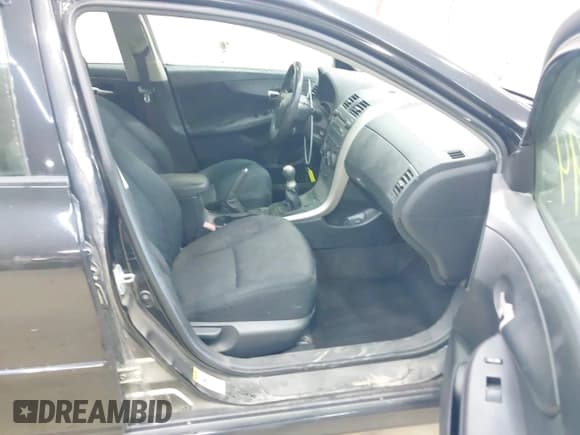 ✅ 2009 Toyota Corolla • VIN: 1NXBU40E49Z085118 • Lot: 43226394. Wystawiony na IAAI z przebiegiem 212 254 mil. Bezpłatny archiwum sprzedaży aukcyjnych z USA i szczegółowy raport historii pojazdu na DreamBid. Zdjęcie 5.