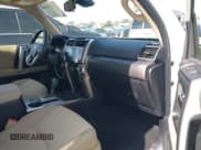 ✅ 2022 Toyota 4Runner SR5 Premium • VIN: JTEFU5JR8N5267529 • Lot: 41615660. Listed on IAAI with 36,936 mi. Free auction sales archive from the USA and detailed vehicle history report at DreamBid. Image 5.