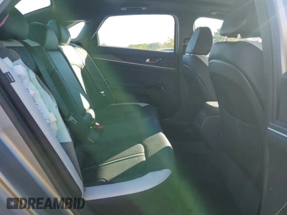 ✅ 2025 Kia K5 GT-Line • VIN: KNAG64J79S5282626 • Лот: 82355285. Опубликован ранее на Copart с пробегом 8 191 миль. Бесплатный доступ к архиву аукционных продаж из США и подробный отчёт об истории автомобиля на DreamBid. Изображение 10.