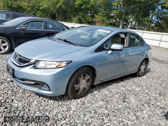 ✅ 2015 Honda Civic • VIN: 19XFB4F29FE201643 • Лот: 71477365. Опубликован ранее на Copart с пробегом 123 433 миль. Бесплатный доступ к архиву аукционных продаж из США и подробный отчёт об истории автомобиля на DreamBid. Изображение 1.