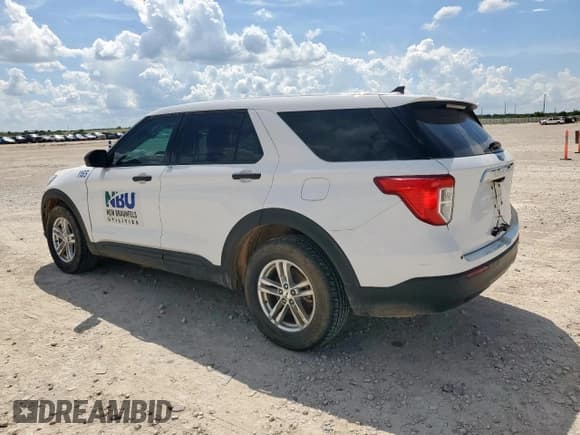✅ 2022 Ford Explorer • VIN: 1FMSK8BH5NGB47185 • Lot: 62502415. Listed on Copart with 35,471 mi. Free auction sales archive from the USA and detailed vehicle history report at DreamBid. Image 2.