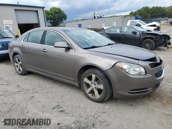 ✅ 2011 Chevrolet Malibu 1LT • VIN: 1G1ZC5E14BF206511 • Lot: 74943094. Listed on Copart with 118,498 mi. Free auction sales archive from the USA and detailed vehicle history report at DreamBid. Image 4.