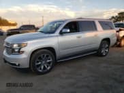 ✅ 2017 Chevrolet Suburban Premier • VIN: 1GNSKJKC6HR354832 • Lot: 75395084. Wystawiony na Copart z przebiegiem 74 189 mil. Bezpłatny archiwum sprzedaży aukcyjnych z USA i szczegółowy raport historii pojazdu na DreamBid. Zdjęcie 1.