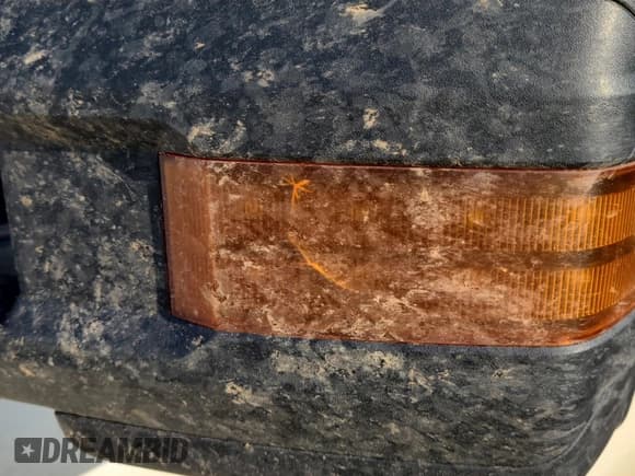 ✅ 2019 Chevrolet Silverado 2500HD Work Truck • VIN: 1GC1KREG2KF221950 • Lot: 42730597. Wystawiony na IAAI z przebiegiem 205 465 mil. Bezpłatny archiwum sprzedaży aukcyjnych z USA i szczegółowy raport historii pojazdu na DreamBid. Zdjęcie 1.