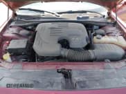 ✅ 2019 Dodge Challenger SXT • VIN: 2C3CDZGG1KH504522 • Lot: 42488677. Wystawiony na IAAI z przebiegiem 46 872 mil. Bezpłatny archiwum sprzedaży aukcyjnych z USA i szczegółowy raport historii pojazdu na DreamBid. Zdjęcie 10.