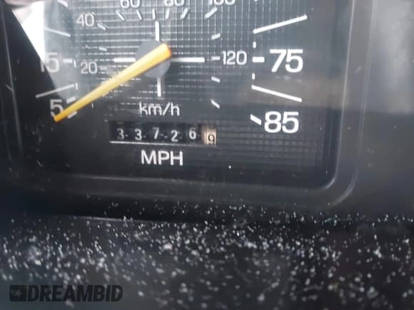 ✅ 1985 Ford F-250 • VIN: 1FTEF25Y8FPA75589 • Лот: 43770847. Опубликован ранее на IAAI с пробегом 337 269 миль. Бесплатный доступ к архиву аукционных продаж из США и подробный отчёт об истории автомобиля на DreamBid. Изображение 14.