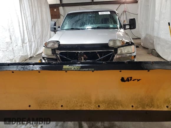 ✅ 2002 GMC Sierra 1500HD SLE • VIN: 1GTGK13U22F240809 • Lot: 78621474. Wystawiony na Copart z przebiegiem 201 346 mil. Bezpłatny archiwum sprzedaży aukcyjnych z USA i szczegółowy raport historii pojazdu na DreamBid. Zdjęcie 5.