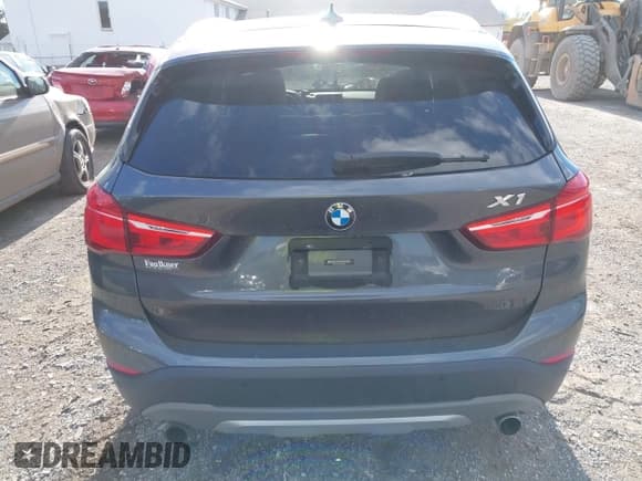 ✅ 2017 BMW X1 xDrive28i • VIN: WBXHT3Z36H4A58469 • Лот: 43559420. Опубликован ранее на IAAI с пробегом 76 569 миль. Бесплатный доступ к архиву аукционных продаж из США и подробный отчёт об истории автомобиля на DreamBid. Изображение 16.