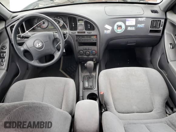 2004 Hyundai Elantra GLS z VIN KMHDN46D34U885437, wystawiony jako Copart lot #78289994 z przebiegiem 140 182 mil mil oraz Szkoda całkowita • Salvage title. Historia ofert i sprzedaży dostępna na DreamBid. Obrazek 8.